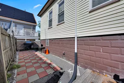 2-A Lasalle Ave, Lawrence, MA 01843 - Photo 19