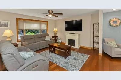 5 Tamarack Ln, Agawam, MA 01030 - Photo 21
