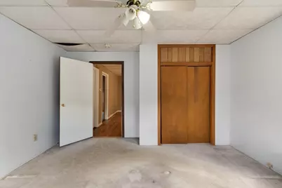 352 Stackpole Street, Lowell, MA 01852 - Photo 9