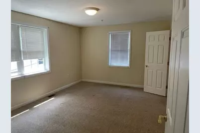 1 Fay St #9, Worcester, MA 01604 - Photo 3
