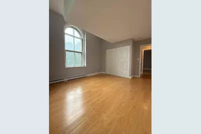 100 Captains Row #203, Chelsea, MA 02150 - Photo 3