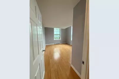 100 Captains Row #203, Chelsea, MA 02150 - Photo 5