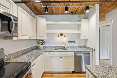14 Sanford St #5, Medway, MA 02053 - Photo 9