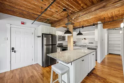 14 Sanford St #5, Medway, MA 02053 - Photo 5