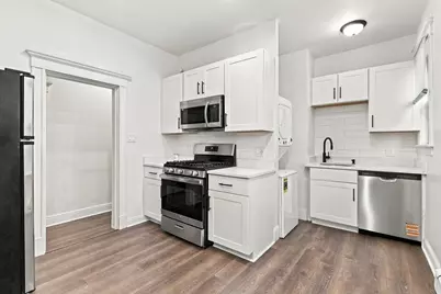 27 Hosmer St #2, Boston, MA 02126 - Photo 3