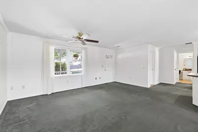 20 Elm St, Dracut, MA 01826 - Photo 13