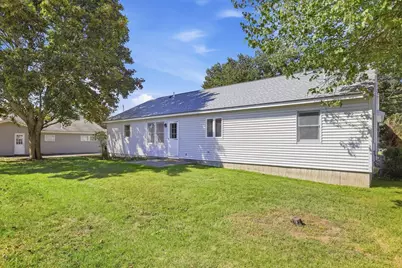 20 Elm St, Dracut, MA 01826 - Photo 7