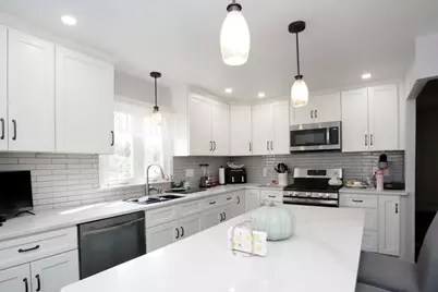 60 Briggs St, New Bedford, MA 02740 - Photo 15