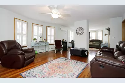 60 Briggs St, New Bedford, MA 02740 - Photo 11