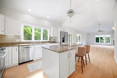 38 Deer Run Ter, East Longmeadow, MA 01028 - Photo 5