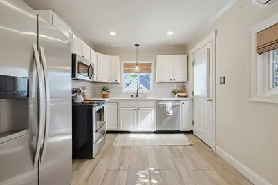49 Katherine Rd, Stoneham, MA 02180 - Photo 5