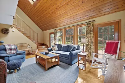 9 Labrie Lane, Holyoke, MA 01040 - Photo 5
