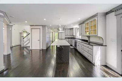 485 E Broadway, Haverhill, MA 01830 - Photo 9
