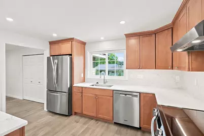 15 Eaton Rd W, Framingham, MA 01701 - Photo 7