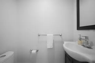 144 Autumn, Agawam, MA 01001 - Photo 27