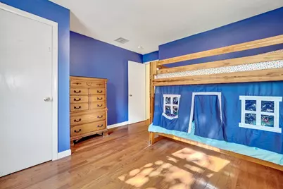 203 Lakeview Ave, Tyngsborough, MA 01879 - Photo 11