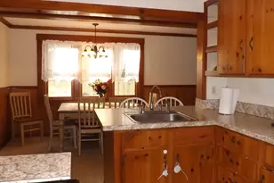 12 Middleton St, Millbury, MA 01527 - Photo 5