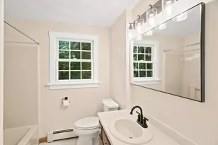 21 Pumpkin Ln, Tewksbury, MA 01876 - Photo 9