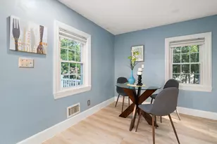 31 Rockmont Rd, Arlington, MA 02474 - Photo 9