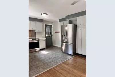 319 West St, Amherst, MA 01002 - Photo 3