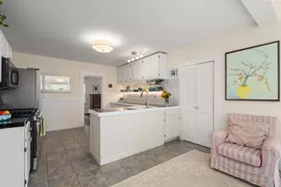 23 Walnut St, Belmont, MA 02478 - Photo 9