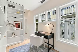 17 Frost St, Cambridge, MA 02140 - Photo 11