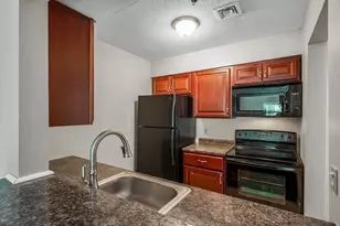 81 Hunters Run Pl, Haverhill, MA 01832 - Photo 7