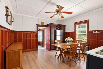 2400 South Main St, Fall River, MA 02724 - Photo 9