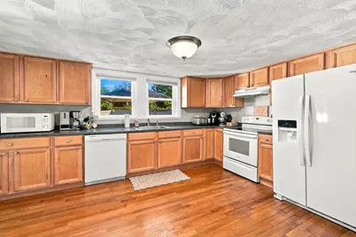 10-12 Harkaway Rd #10, North Andover, MA 01845 - Photo 3