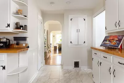 103 Fayerweather St #2, Cambridge, MA 02138 - Photo 9
