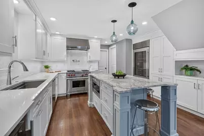 29 Lawrence, Boston, MA 02116 - Photo 9