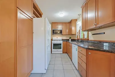 36 Butler St, Ludlow, MA 01056 - Photo 17