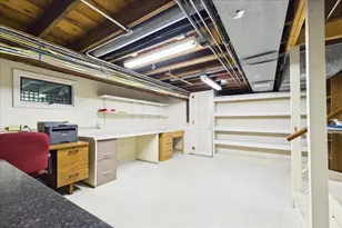 458 Essex St, Weymouth, MA 02188 - Photo 31