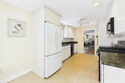 458 Essex Street, Weymouth, MA 02188 - Photo 3