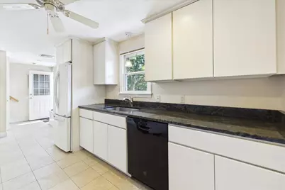 458 Essex Street, Weymouth, MA 02188 - Photo 5