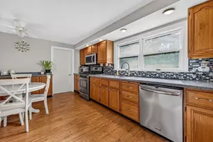34 Trenton Rd, Dedham, MA 02026 - Photo 13