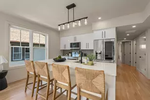 50 Bradeen, Boston, MA 02131 - Photo 5