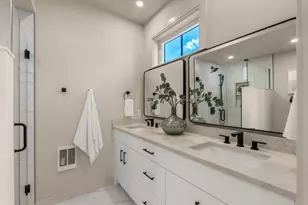 50 Bradeen, Boston, MA 02131 - Photo 17