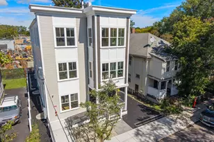 50 Bradeen, Boston, MA 02131 - Photo 3