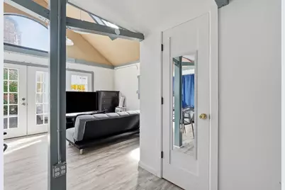 104 Wayne St, Springfield, MA 01118 - Photo 31