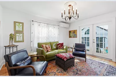 104 Wayne St, Springfield, MA 01118 - Photo 11