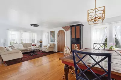 104 Wayne St, Springfield, MA 01118 - Photo 3
