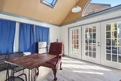 104 Wayne St, Springfield, MA 01118 - Photo 29