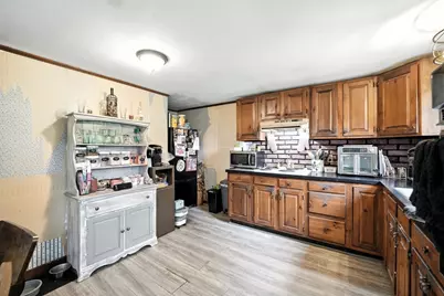 734 Greenfield Rd, Deerfield, MA 01342 - Photo 11