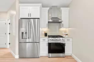 4294 Washington St, Boston, MA 02131 - Photo 13
