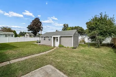 751 Varnum Avenue, Lowell, MA 01854 - Photo 35