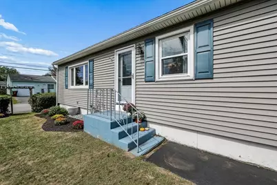 751 Varnum Avenue, Lowell, MA 01854 - Photo 5
