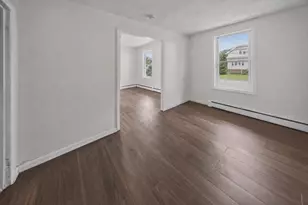 26 Vernon, Holyoke, MA 01040 - Photo 5