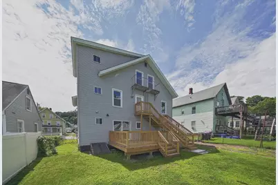 26 Vernon #2, Holyoke, MA 01040 - Photo 17