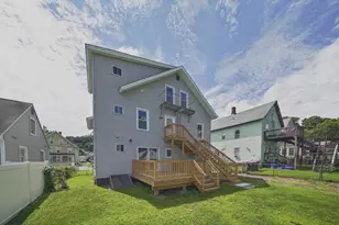 26 Vernon, Holyoke, MA 01040 - Photo 17